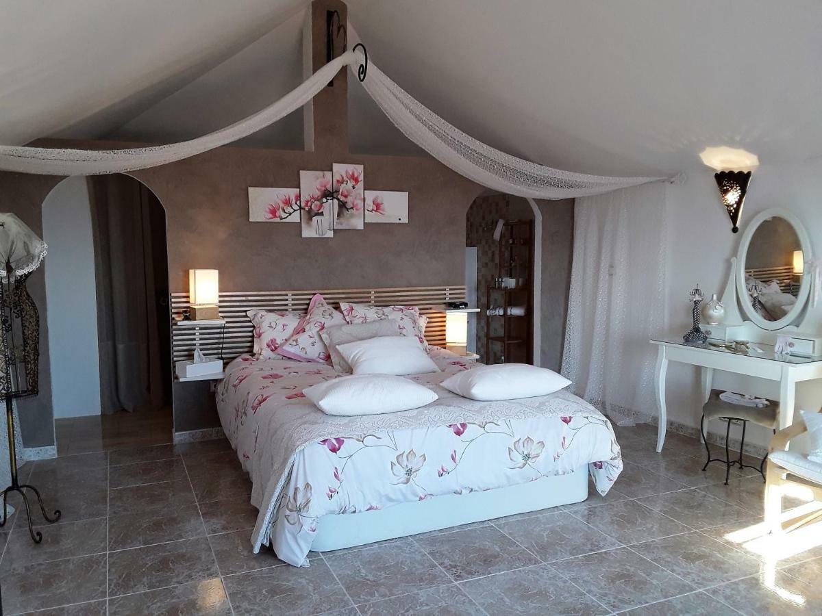 Casa Martinez Studios & Chambre D'Hotes A 3 Kms De Montserrat Valencia Montroy Luaran gambar